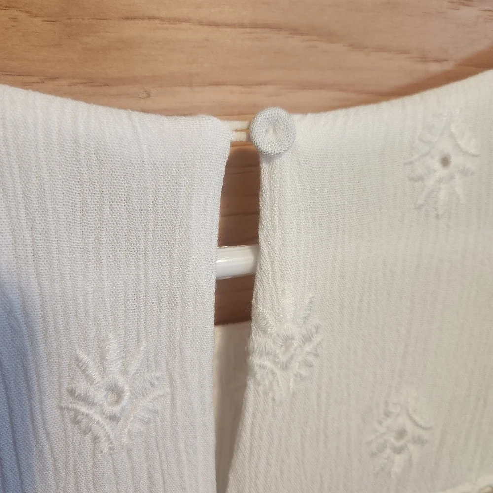 DANIEL RAINN GAUZY EMBROIDERED LACE TRIM BLOUSE TOP LIGHTWEIGHT BOHO MEDIUM EUC - Picture 7 of 7